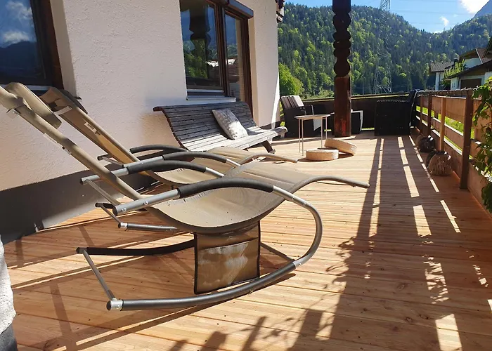 Lechufer, 80M2, Haushaelfte Mit Privatem Eingang, Kaminofen, Terrasse, Garten